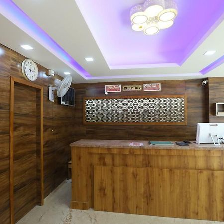 Hotel Embassy Бенґалуру Екстер'єр фото